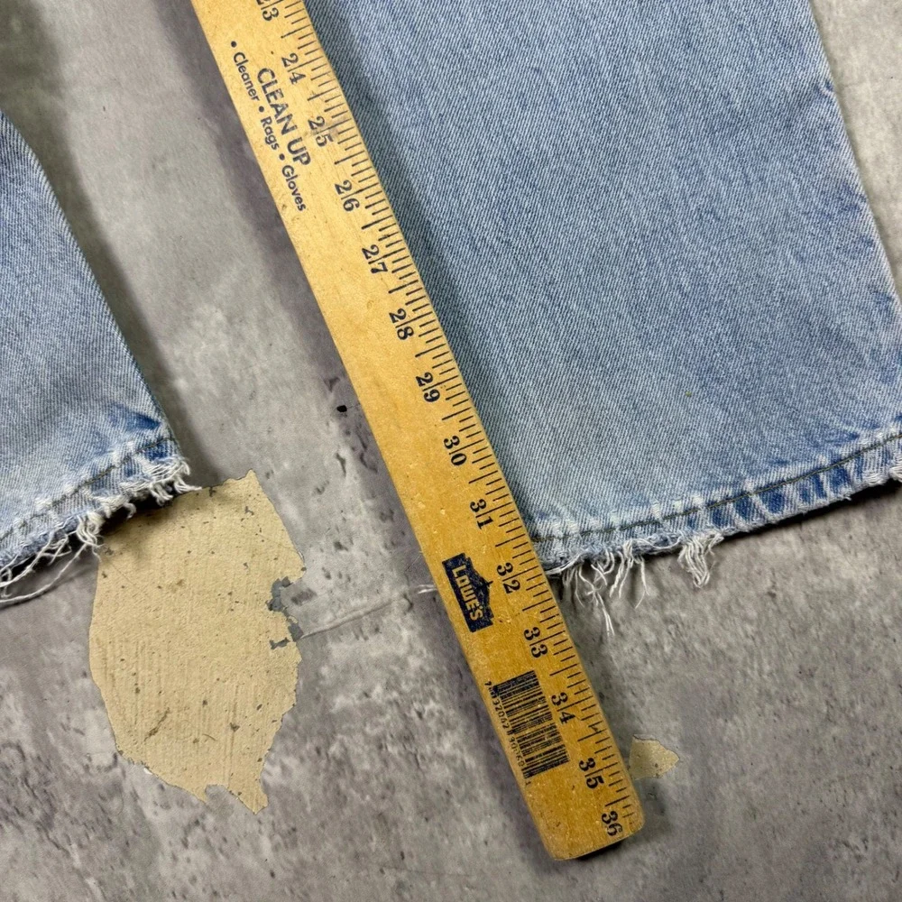 Levis 505 Regular Fit Jeans Light Wash Distressed Denim 33x32 Mens Straight Leg